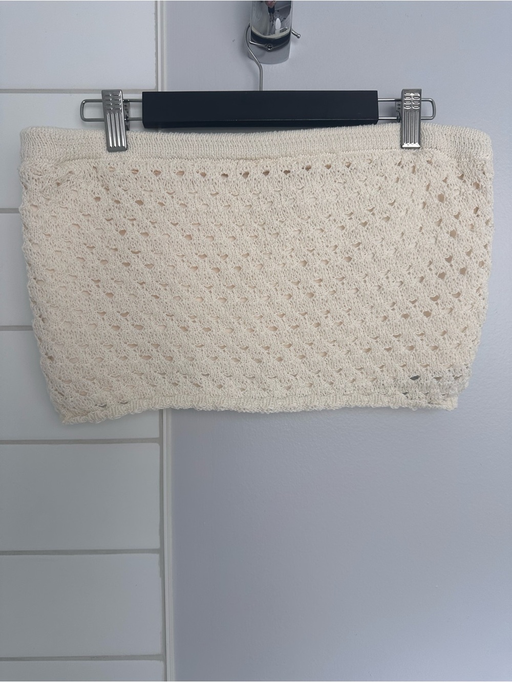 Guess Cream Knit Strapless Tube Top - Picture 2 of 3